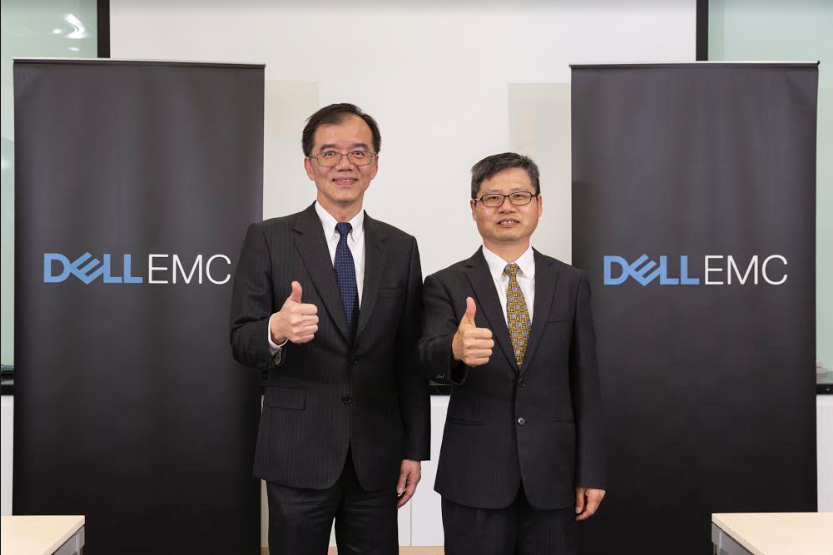 左为dell emc台湾区总经理廖仁祥;右为铨宝工业总经理谢树林.