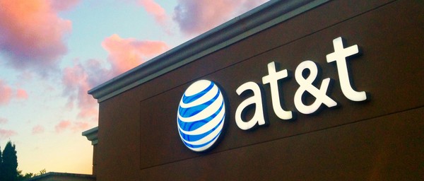 AT&T_Mike Mozart via flickr_14554452507_6210c73f33