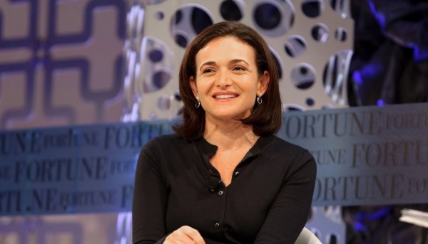 限編輯使用_sheryl sandberg_shutterstock_445684558resize