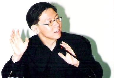 王文華.jpg