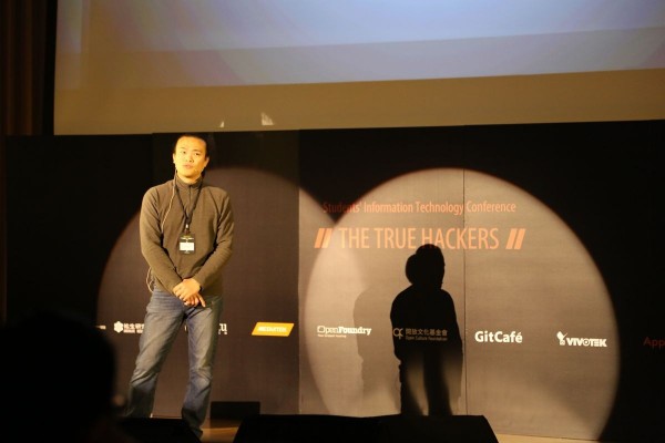 CTO.TW 創辦人戴志洋於 SITCON 2015 演說