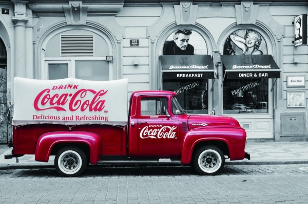 coca_cola_shutterstock_421366813Resize 1280.jpg