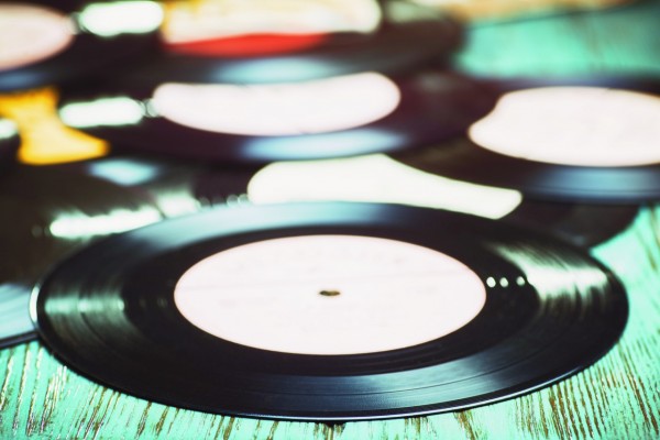 music黑膠唱片_shutterstock_481054720Resize 1280.jpg