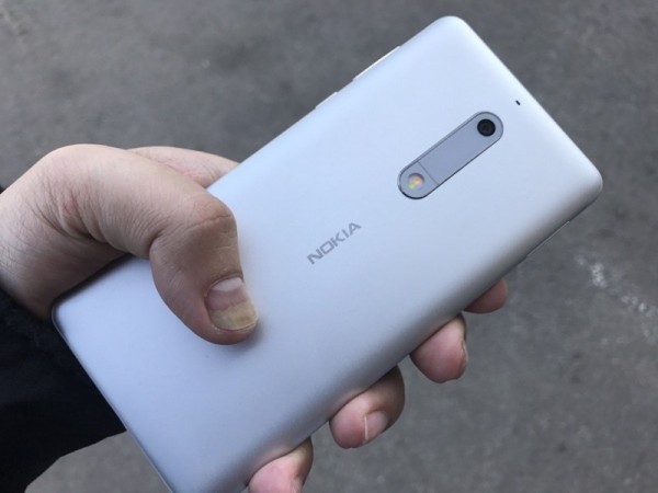 nokia3.jpg