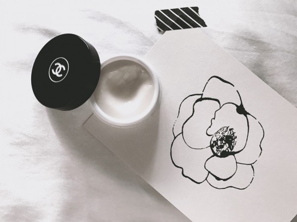 Chanel 香奈兒山茶花保濕潤澤唇霜