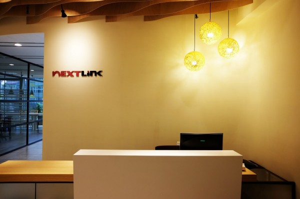 Nextlink_02.jpg