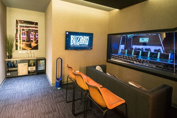 Blizzard Estadium VIP室.jpg