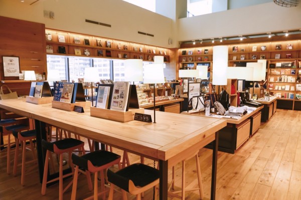 蔦屋書店TSUTAYA_2017_03_21_蔡仁譯攝-31Resize 1280.jpg
