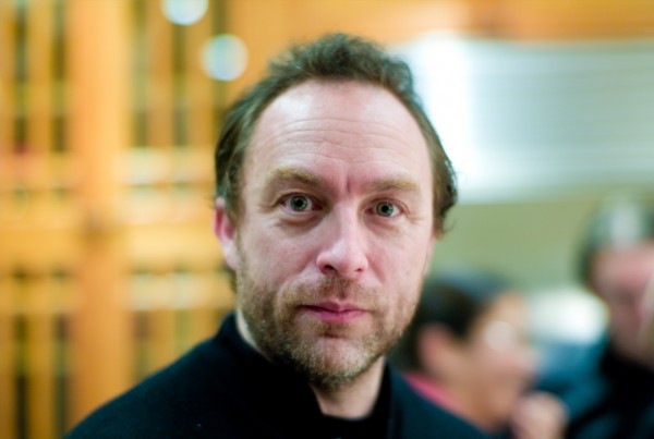 jimmy wales 2112615614_8db68fd198_oresized@1280.jp