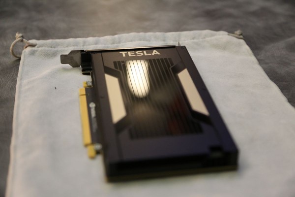 NVIDIA TESLA V100