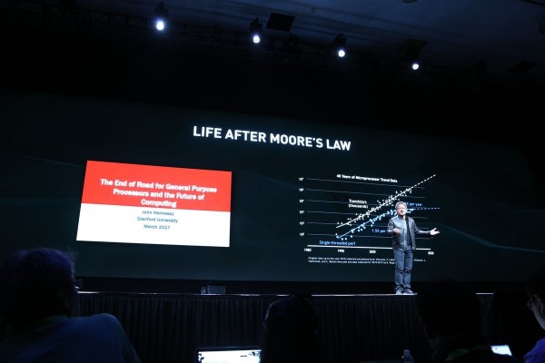NVIDIA 創辦人黃仁勳解釋摩爾定律之後的生活