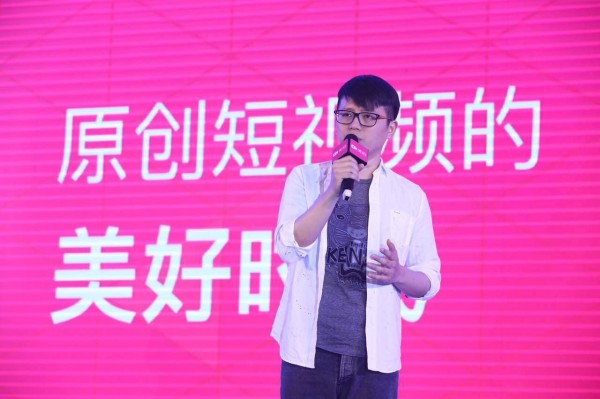 美圖執行長吳欣鴻演講