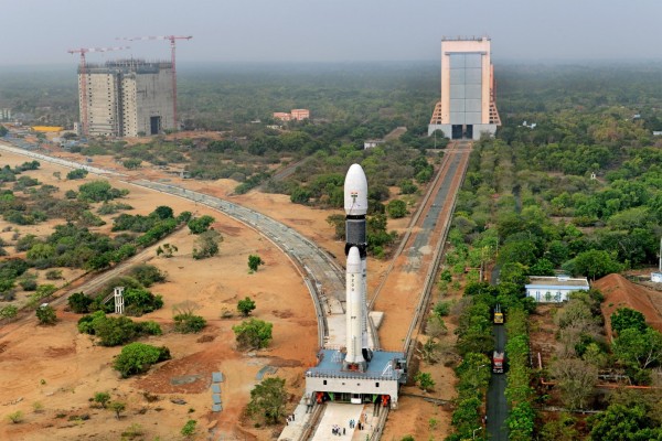 3-3panoramicviewofgslv-mkiii-d1beingmovedtosecondl