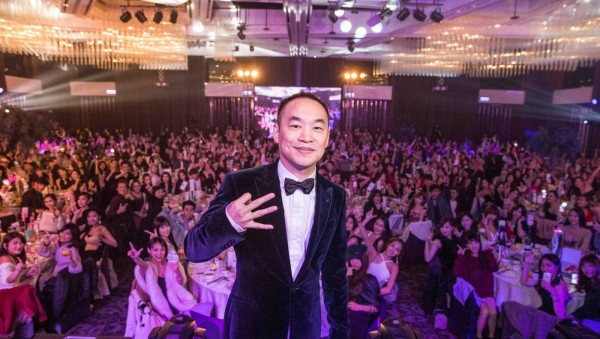M17董事長黃立成
