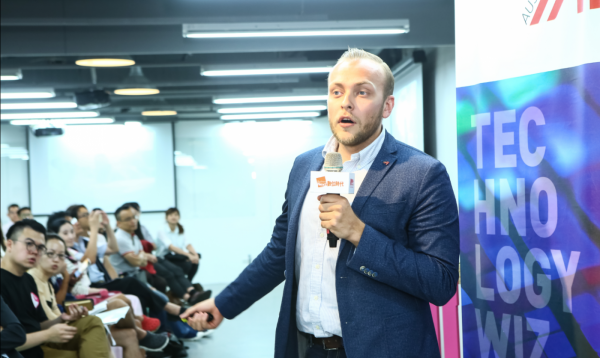 【HONGi】Head of Business Development/Vsevolod Shche