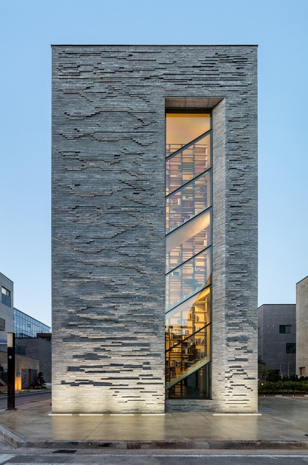 坡州出版城百層書架樓