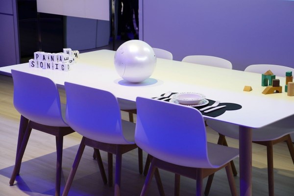 panasonic social robot