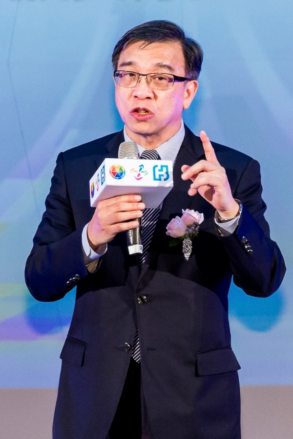 台灣大哥大總經理鄭俊卿