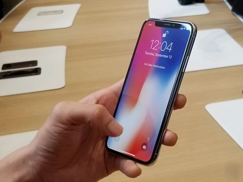 iPhone X