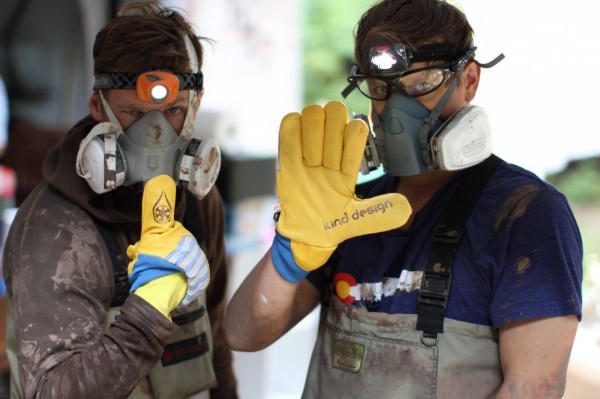 kind design flood gloves.jpg