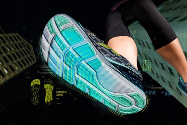 Altra IQ Smart Shoe