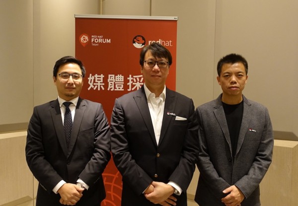 121317_紅帽2017高峰論壇記者會_文志鋒(中)_趙文斌(右)_徐世安(左).JPG