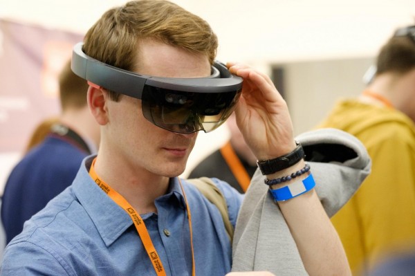 HoloLens