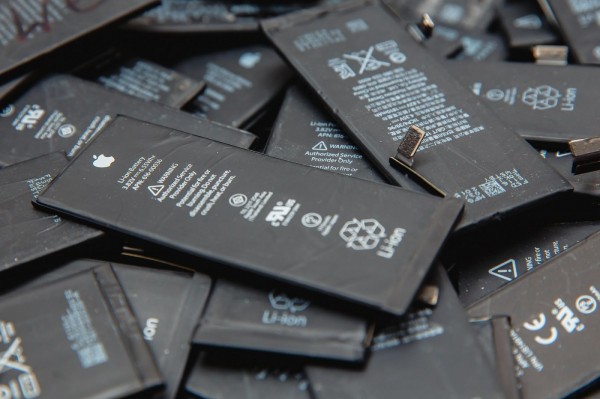 iPhone battery