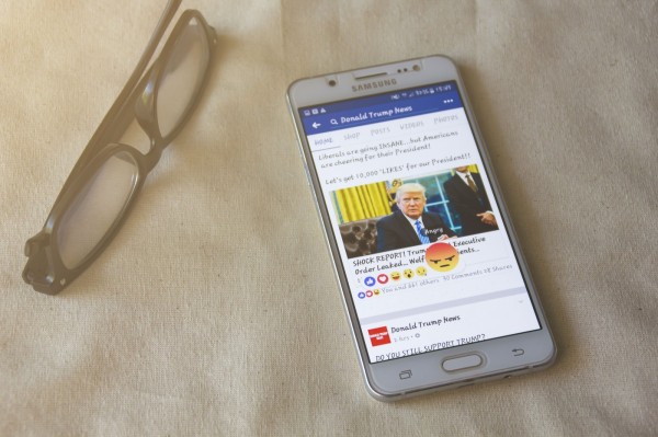 facebook news feed.jpg