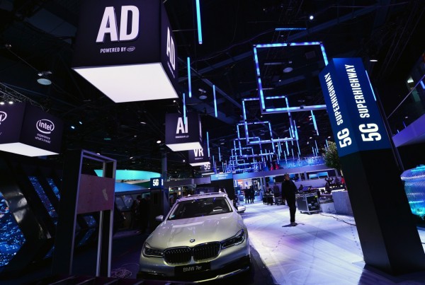Intel-2018-CES.jpg