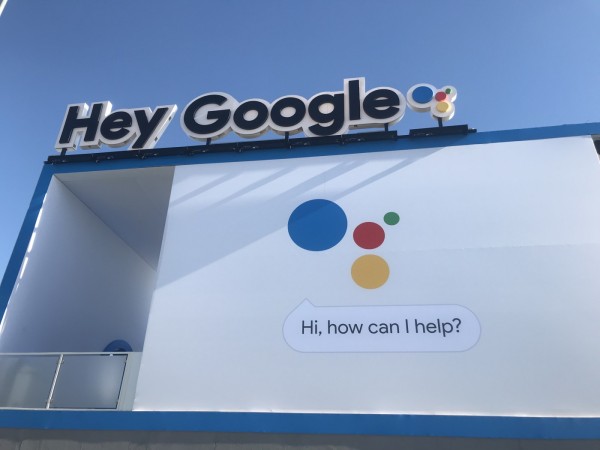 Google Assistant Logo設計