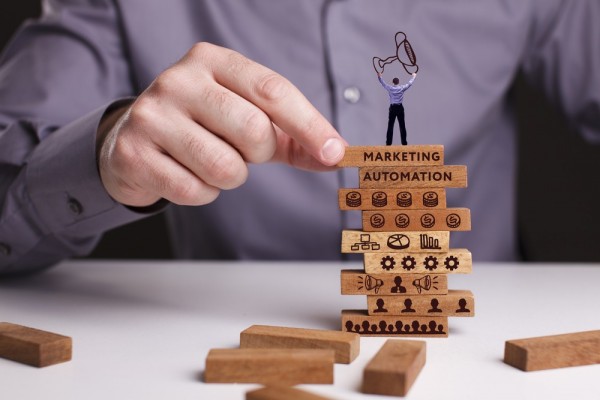 shutterstock_business model_745425028.jpg