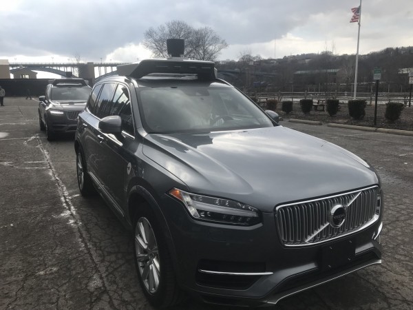 Uber自駕車