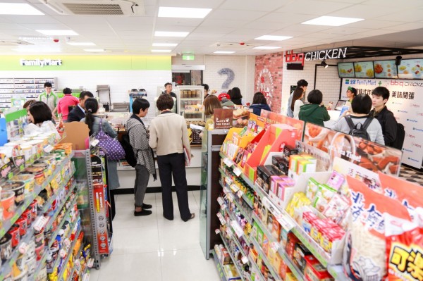 全家FamilyMart+bb.q CHICKEN_全家韓式炸雞店中店開幕記者會_2018-03-1