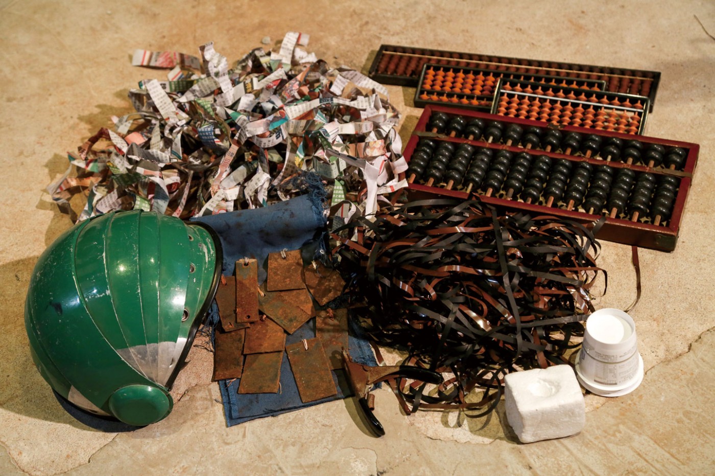 金馬獎_年度台灣傑出電影工作者_擬音師_胡定一_工具.jpg