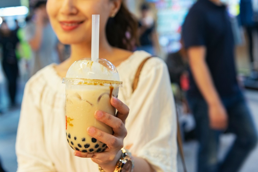 shutterstock_1170929512_milk tea.jpg