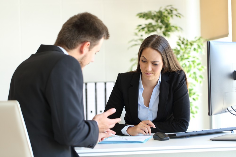 shutterstock_457572439_boss_talk.jpg
