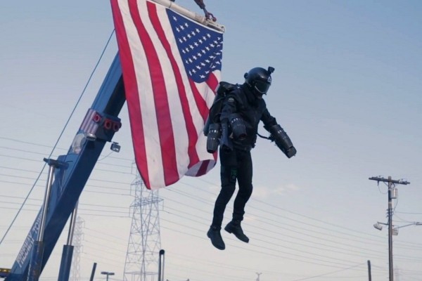 Gravity Jet Suit (3)