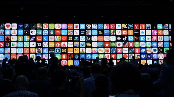Keynote13.jpg