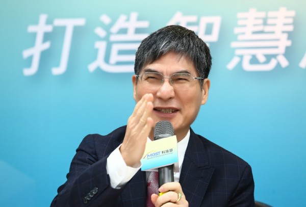 交通部長陳良基