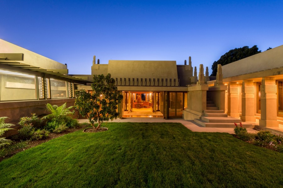 Frank Lloyd Wright