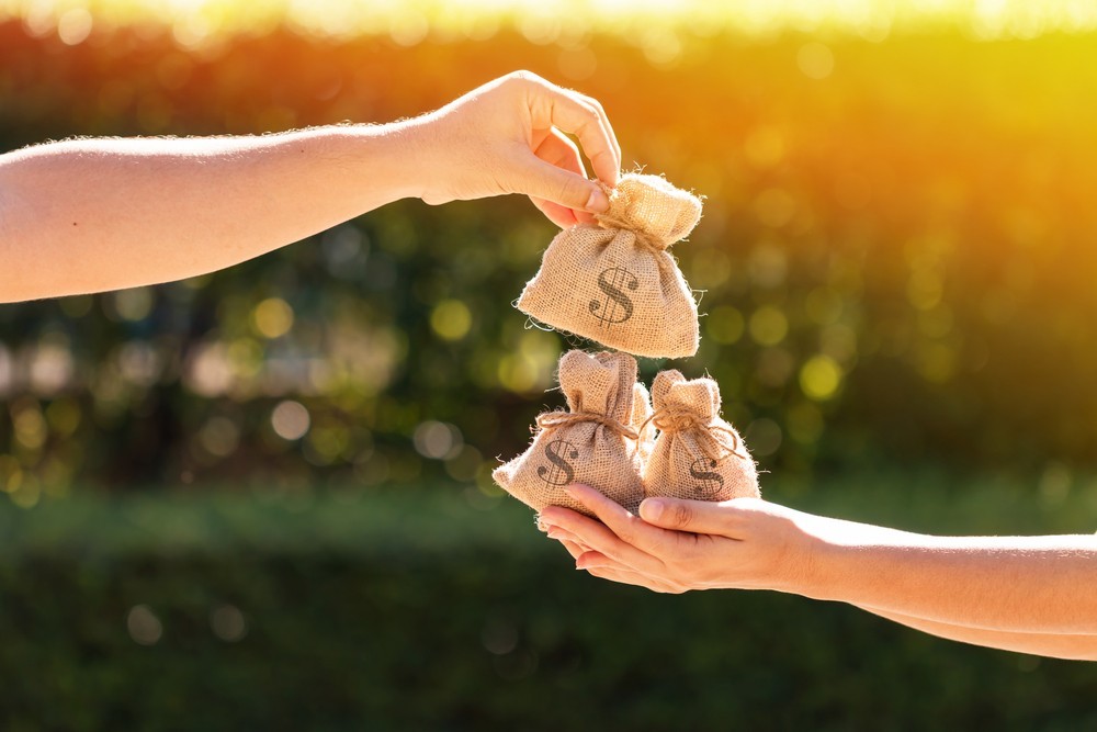 shutterstock_523778230_money.jpg