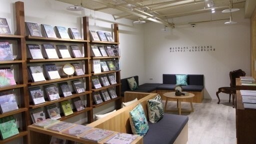 永和比漾廣場四步書房_經濟日報.jpg