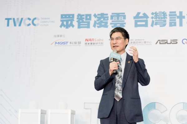 科技部陳良基部長開場致詞及表揚AI國家隊(A team).jpg