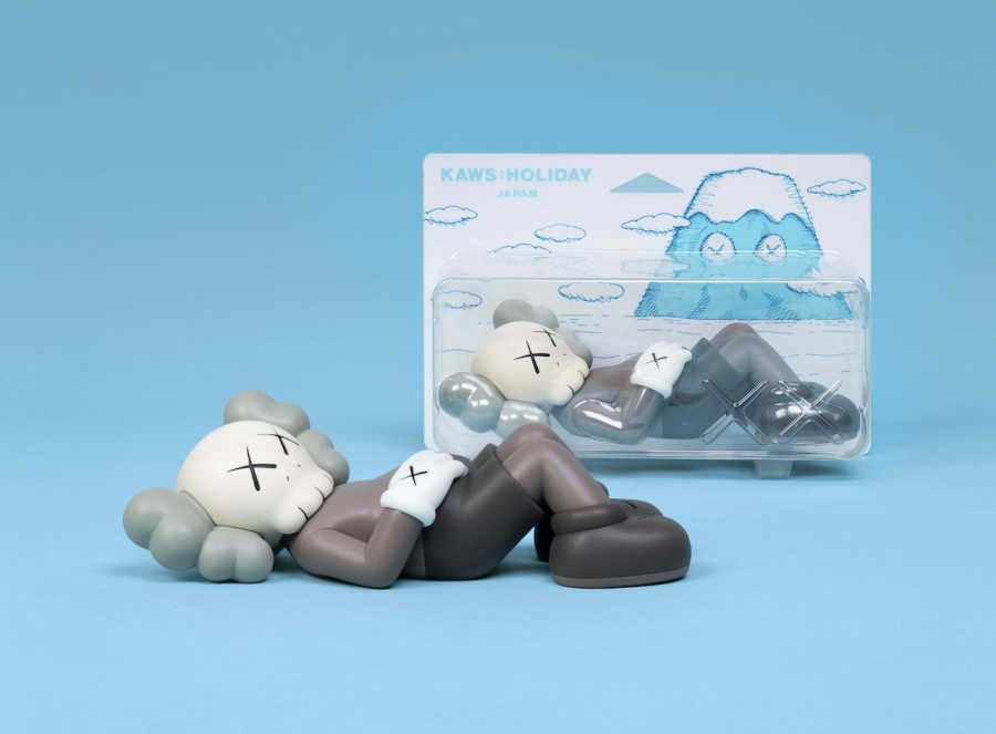 KAWS-holiday-japan-23.jpg