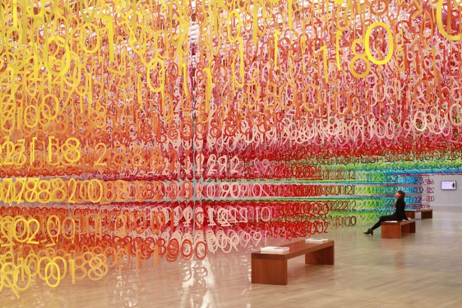 誠品敦南100種顏色_emmanuelle_moureaux_Forest_of_Numbers.j