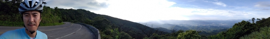 自動全景+翻轉鏡頭.jpg