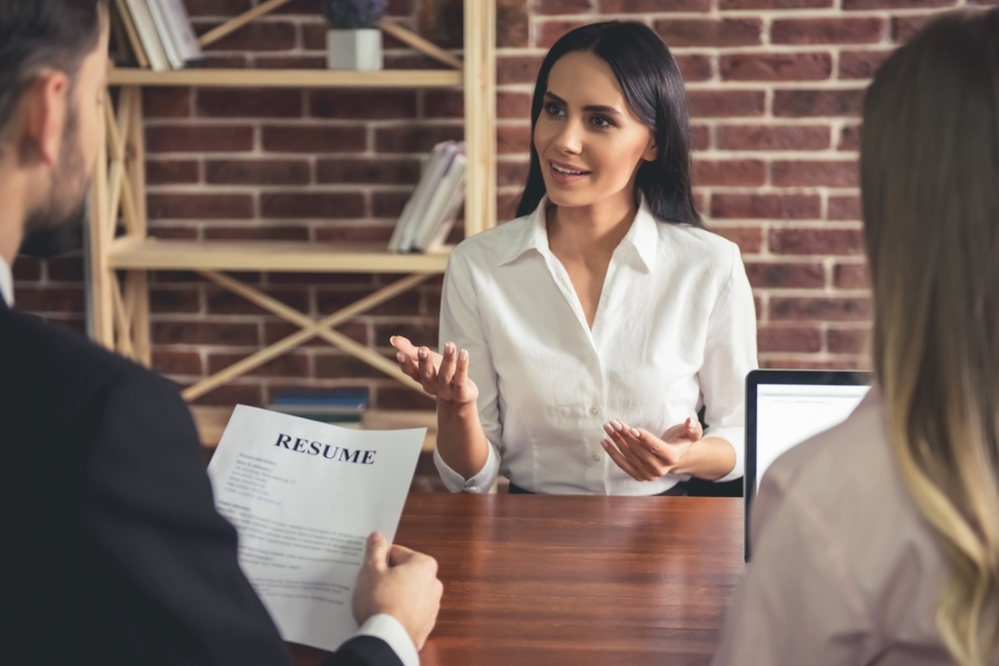 shutterstock_588282956_interview.jpg