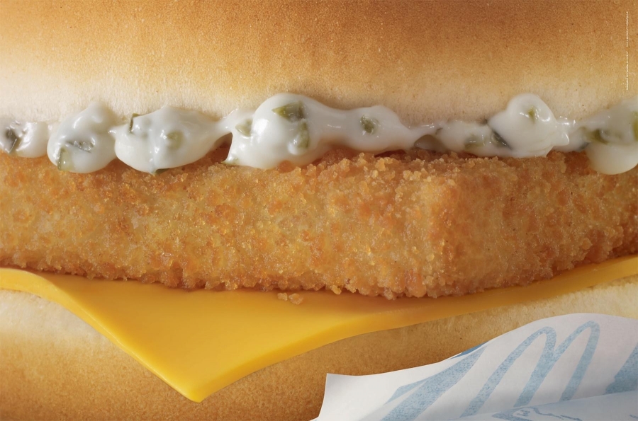 zoom-in系列 麥香魚_ads of the world.jpg