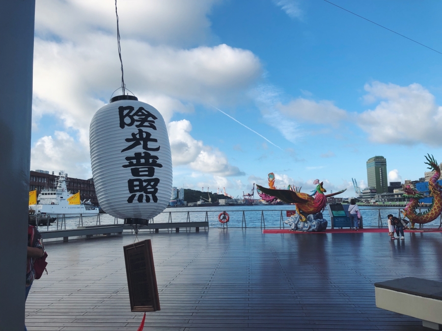 海洋廣場陰光普照燈籠.jpg